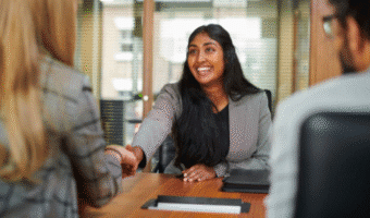 Discover what your first week as a licensed insurance agent in Florida looks like
