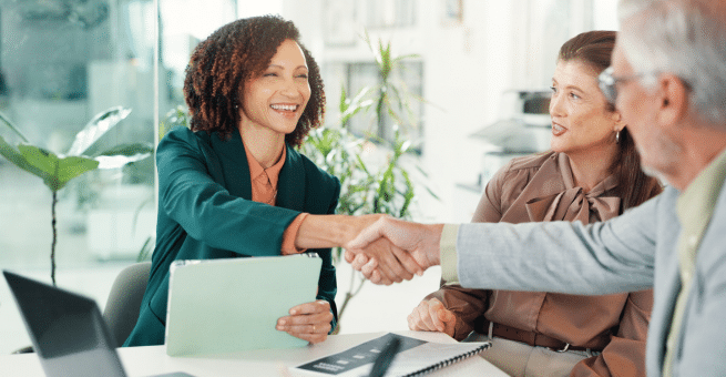 Learn what an insurance broker does, how they differ from agents, how they get paid, and the step-by-step process to become one.